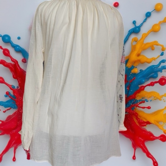Linen Vintage Eastern European Folk Blouse in Creamer - Picture 10 of 10